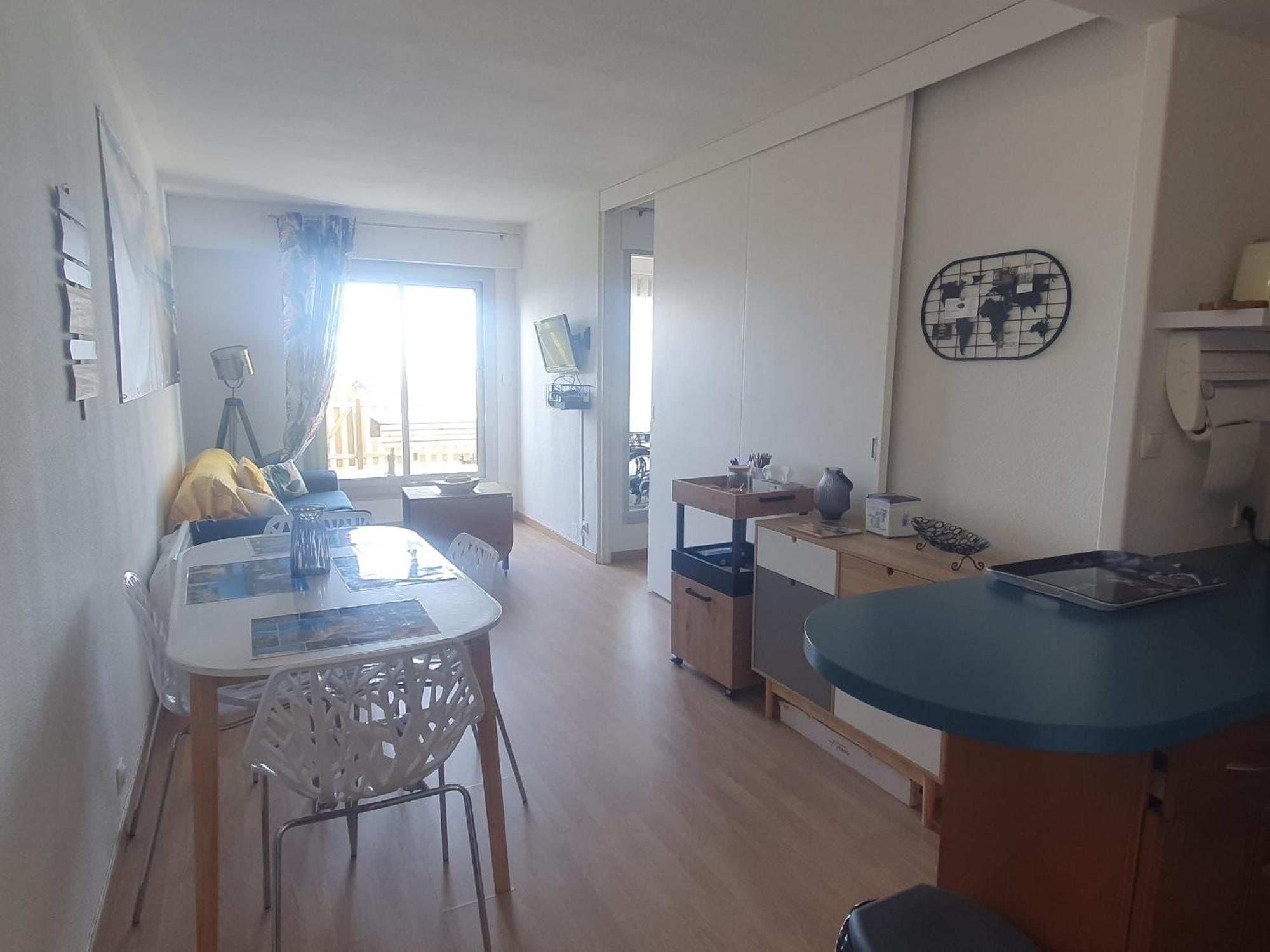 Appartement Moderne En Front De Mer Avec Loggia Et Terrasse Ensoleillee, Wi-Fi Et Equipements Complets. - Fr-1-648-179 Soulac-sur-Mer Esterno foto