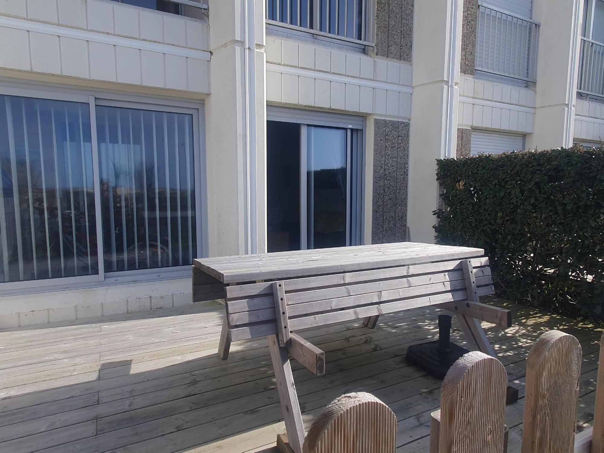 Appartement Moderne En Front De Mer Avec Loggia Et Terrasse Ensoleillee, Wi-Fi Et Equipements Complets. - Fr-1-648-179 Soulac-sur-Mer Esterno foto